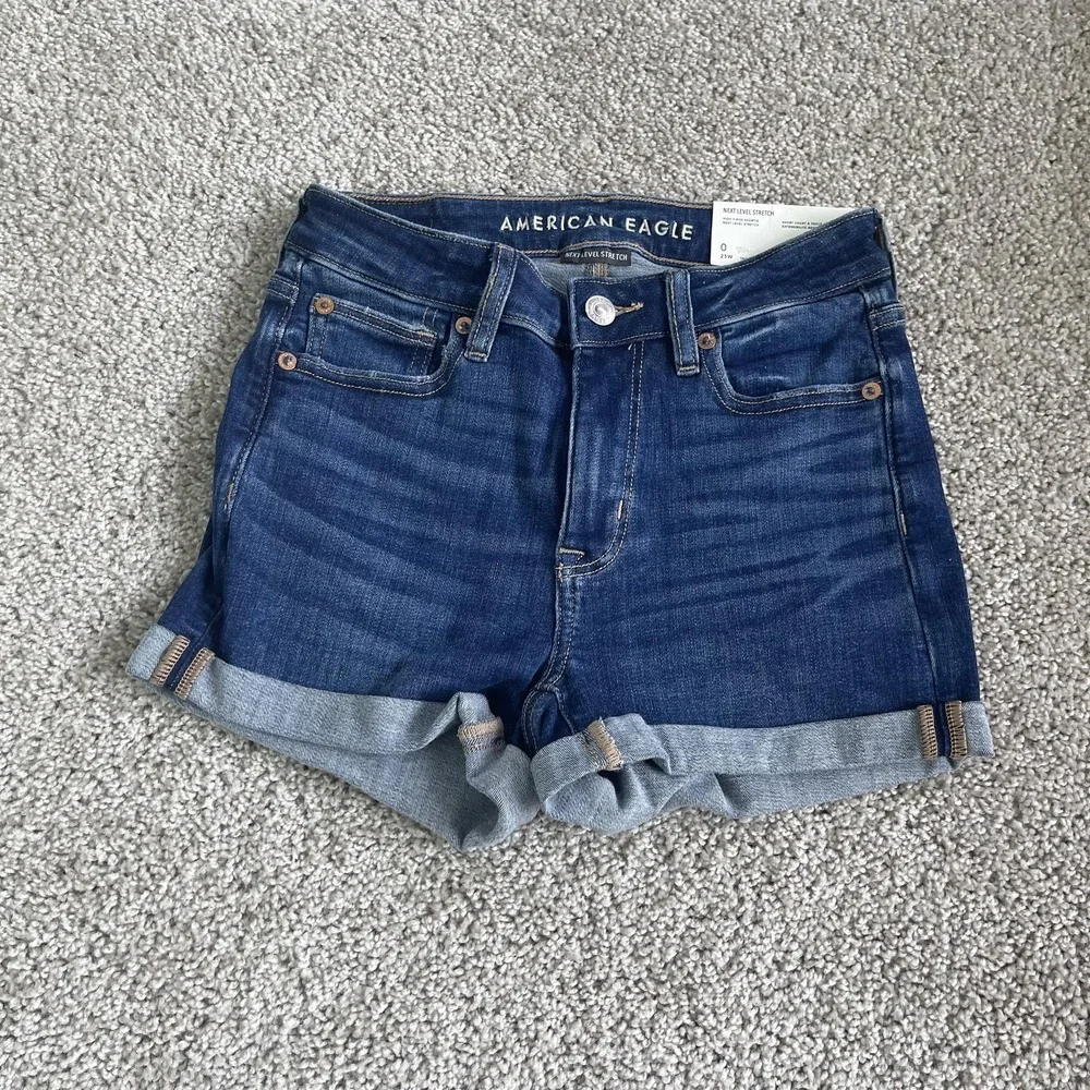 American Eagle Outfitters Shorts Womens 0 25W Blue High V-Rise Shortie Stretch
